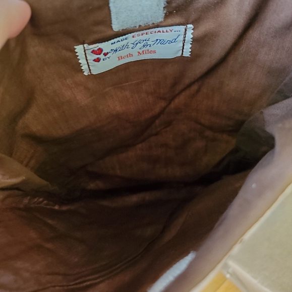 Handmade Pink Scenic Crossbody with Woman and a Basket/Tree - Picture 6 of 6